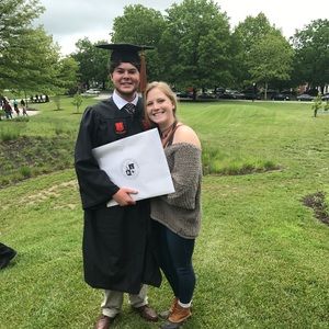 Meet your Posher, Claire